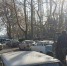 В Керчи на Борзенко из-за машины коммунальщиков не могли разъехаться легковушки - Crimea.Kz