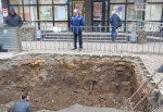 В Симферополе в районе 6-й горбольницы меняют трубы теплотрассы, - ФОТО