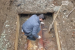 В Симферополе в районе 6-й горбольницы меняют трубы теплотрассы, - ФОТО