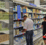 В «Ашане» трудно не заметить надписи с разделением молочных продуктов: они повсюду. - Крымская правда