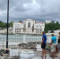 На пляже в Севастополе смыло недавно уложенную плитку - фото - Crimea-news.com