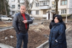 Елена Проценко проконтролировала благоустройство дворов