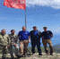 Спасатели Алуштинского АСО установили Знамена Победы на г. Куш-Кая и Эклизи-Бурун - Crimea-news.com