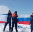 Спасатели водрузили на горные вершины полуострова флаги России и Крыма - Crimea-news.com