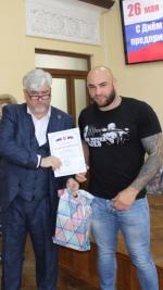 Руководители города поздравили с профессиональным праздником предпринимателей.