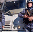 В Севастополе дебошир разбил троллейбус булыжником - Вести Крым