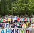 В Симферополе школьники призвали автолюбителей соблюдать Правила дорожного движения с помощью инсталляции «Внимание, водители! Дети идут на каникулы!» - ГИБДД Республики Крым