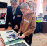 Платон Лысенко и председатель Керченского Совета ветеранов Валерий Большаков. Фото Виталия Лысенко. - Крымская правда