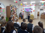 Литературно-игровая программа «Нашим мамам дорогим мы спасибо говорим!»
