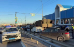 В Севастополе произошло массовое ДТП с грузовиками и легковушками