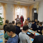 В Алуштинском историко-краеведческом музее проходят мастер-классы «Здравствуй, зимнее волшебство!»
