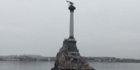 Обнажённый мужчина разгромил отель в центре Севастополя - Вести Крым