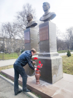 В память о первом космонавте Земли