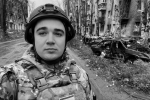 В Кремле осудили вандалов, осквернивших могилу крымского военкора Федорчака