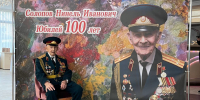 Ветерана Великой Отечественной войны со 100-летним юбилеем поздравили росгвардейцы в Симферополе - Росгвардия