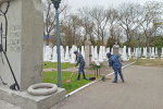 В Керчи представители МСЧ-91 ФСИН России приняли участие в благоустройстве памятных мест