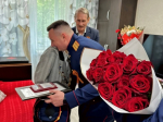 Офицеры СК России вручили ветерану из Феодосии Вере Николаевне Арзамасцевой памятную медаль СК России «80 лет Победы в Великой Отечественной войне 1941-1945 гг»