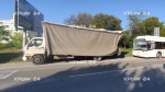 Два автобуса и грузовик столкнулись в Симферополе