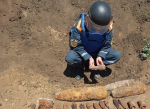 На севере Крыма уничтожают взрывоопасные предметы