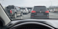 В очереди перед Крымским мостом стоят 170 авто - Комсомольская правда