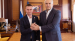 Герой России Олег Пивоваров и глава республики Сергей Аксёнов.