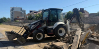 В Евпатории приступили к ремонту стадиона Дворца спорта имени Гагарина - Комсомольская правда