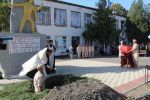 В Крыму с воинскими почестями перезахоронены останки двух советских десантников