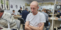 Алексей Алексеев пустился в погоню за лидером на чемпионате Крыма - Федерация шахмат