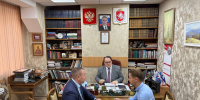 Олег Лобов провел рабочую встречу с автором и ведущим проектов телекомпании «Крым-24» - Госкомархив Республики Крым