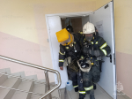 Сотрудники 5 пожарно-спасательного отряда ликвидировали условный огонь
