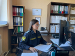В Севастополе судебные приставы взыскали с руководства предприятия, торгующего кондитерскими изделиями, ущерб за невыполненные обязательства