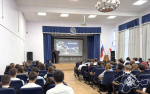 В Симферополе сотрудники Росгвардии провели для школьников урок мужества
