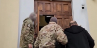 Сотрудник украинской разведки предлагал своему агенту убить жену и ребенка военного в Крыму - Комсомольская правда
