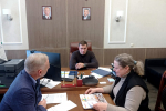 Александр Резников провёл личный приём граждан по вопросу сотрудничества