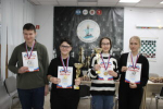 Светлана Юдина и Решат Асанов — первые победители первенства Симферополя
