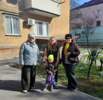 "Мы помним, мы рядом": керченские активисты СПРАВЕДЛИВОЙ РОССИИ поздравили детей погибших героев