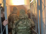 Подозреваемых в особо крупном мошенничестве задержали при силовой поддержке Росгвардии в Крыму
