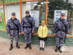 Военнослужащие Росгвардии вернули домой потерявшегося ребенка в Крыму