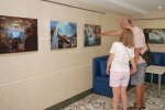 В Симферополе проходит фотовыставка «Искусство исцелять», посвящённая труду медицинских специалистов