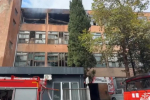 В Алуште загорелась крыша пятиэтажкивидео