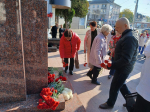 Сотрудники ГБУ РК «Крымскотатарский музей культурно-исторического наследия» почтили память дважды Героя Советского Союза, заслуженного летчика-испытателя СССР Амет-Хана Султана.